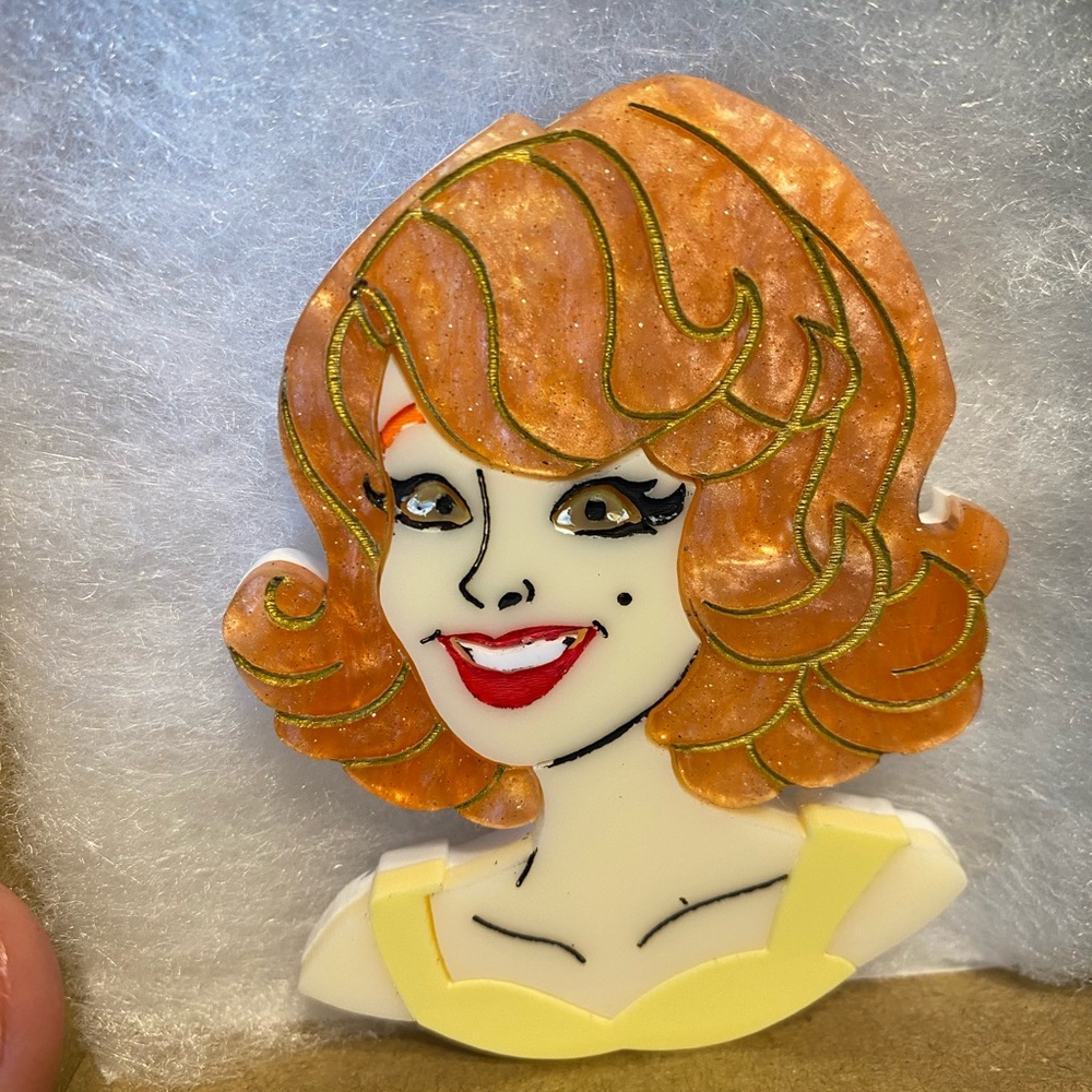 NIB ~ RARE ~ “GINGER” BROOCH ~ DAISY JEAN FLORAL